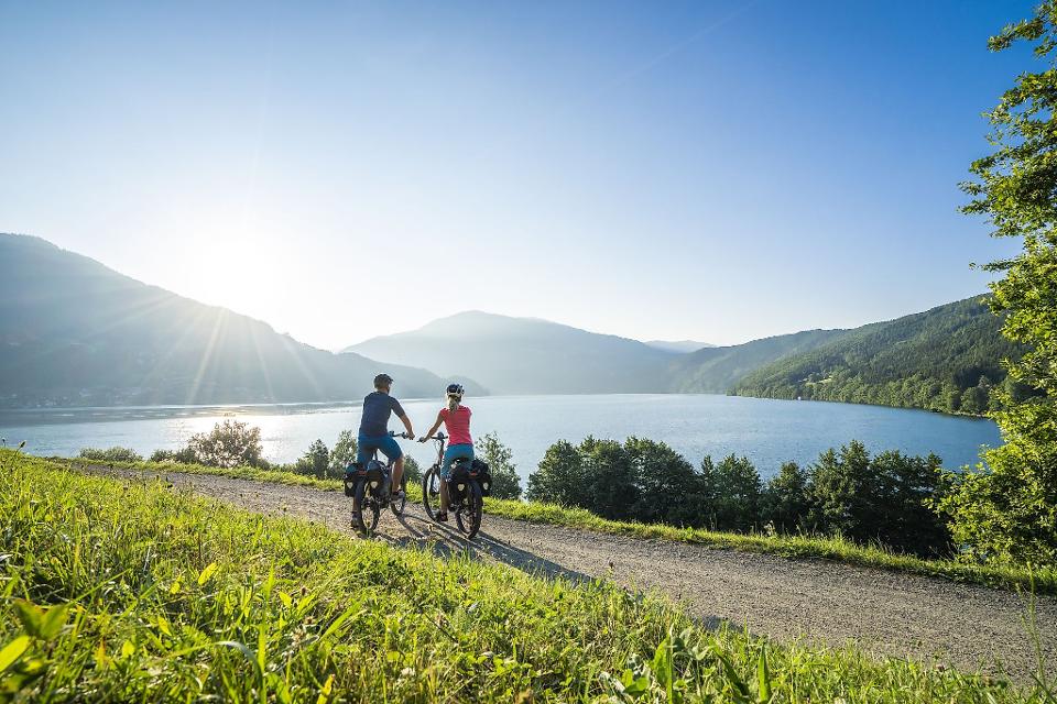 Fahrradfahren auf der Seenschleife am Millstätter See