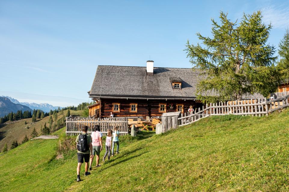 Familienwanderung zur Bichlalm