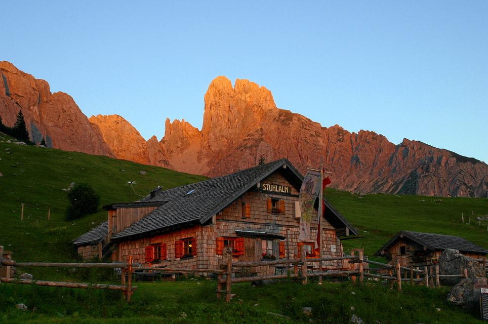 Stuhlalm bei Sonnenuntergang