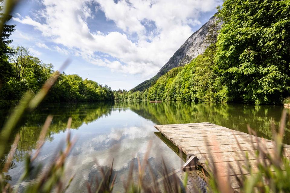 Blick auf den ruhigen Stimmersee