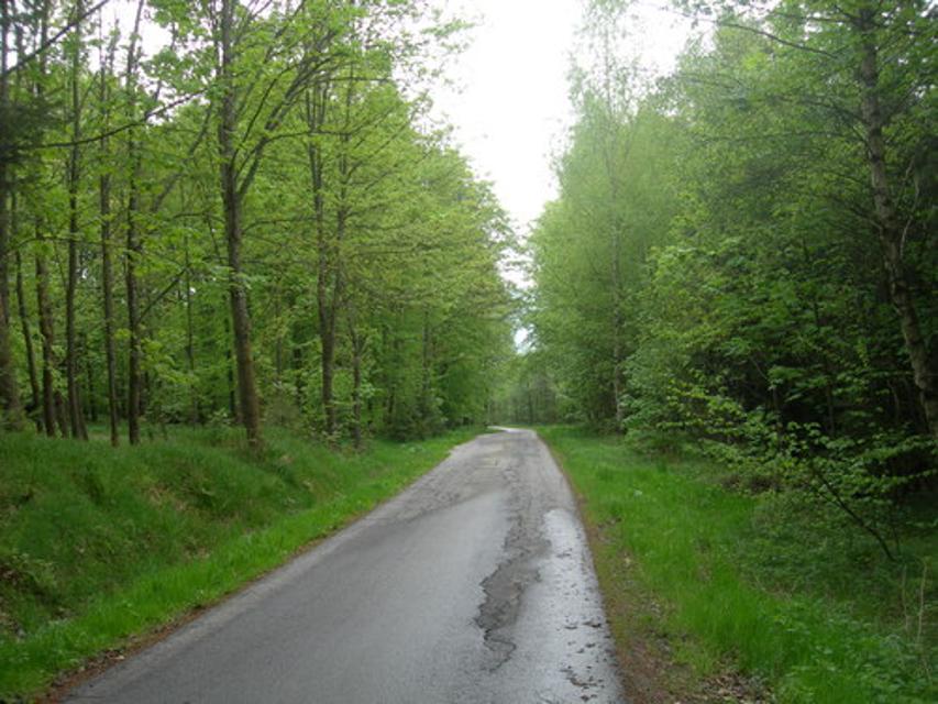 Teerabfahrt hinter Weichselsried