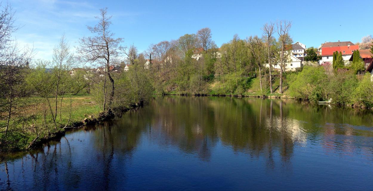 Idylle am Fluss, Eingang zum Regener Kurpark