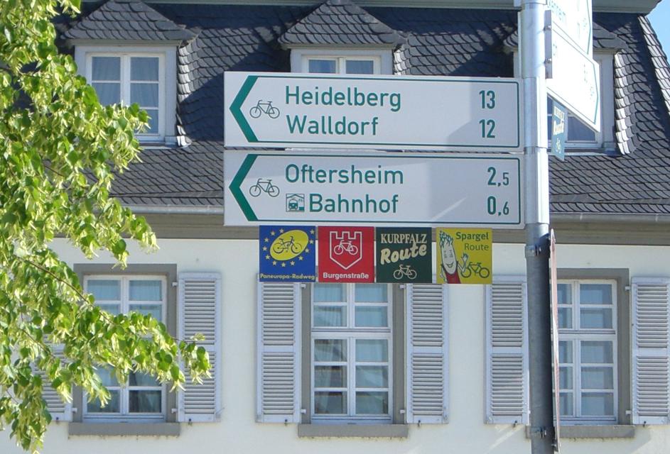 Radweg_Schild-in-Schwetzingen