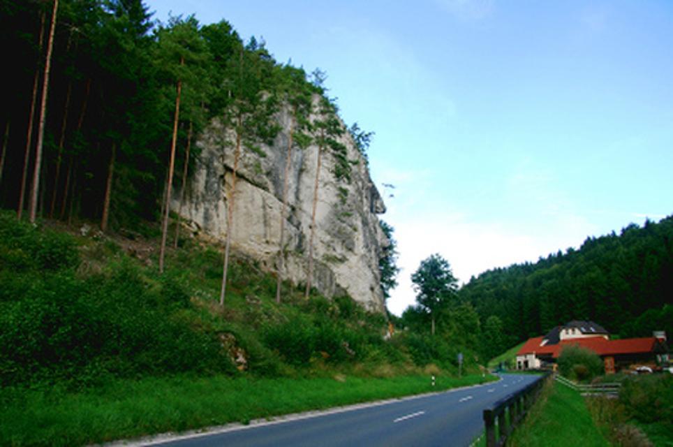 Richard-Wagner-Felsen mit Reichelsmühle
