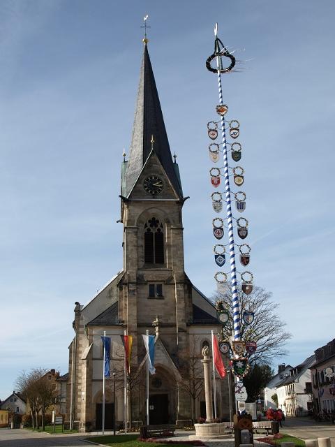 F_Bischofsgrün_Kirche_3