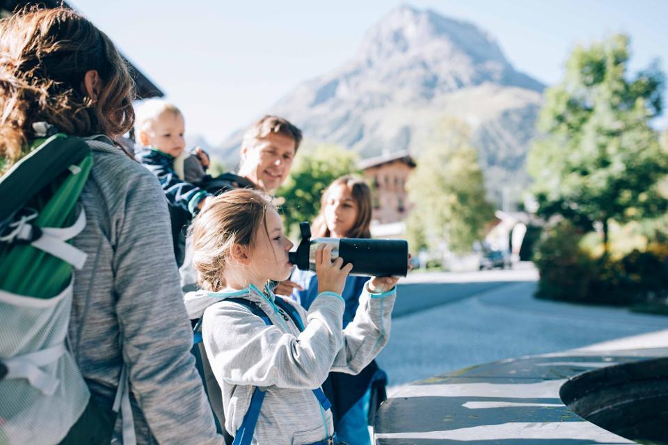 Familienwanderung in Lech