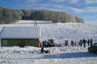 Blick auf die Piste am Waldskilift Schnittlingen