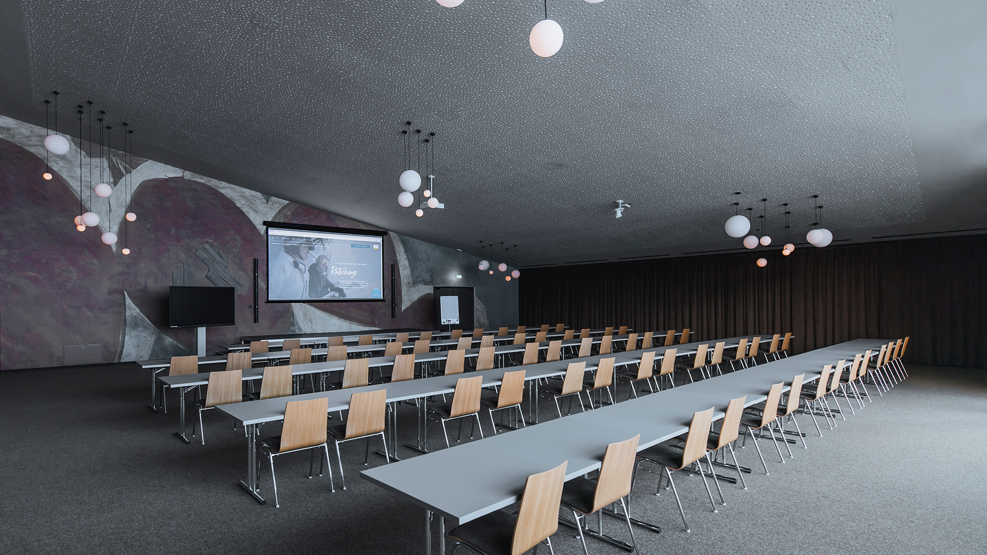 Konferenzraum im Summit Mountain Club