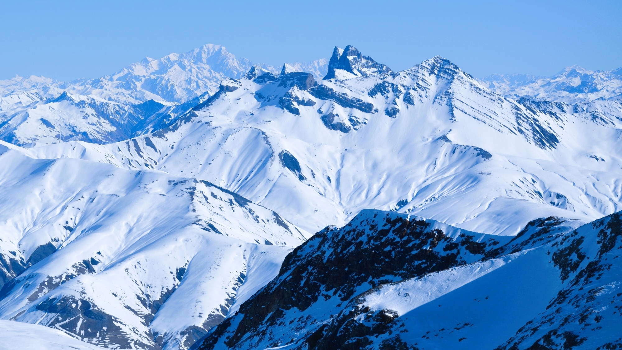 Fantastischer Blick von der Skipiste zum Mont Blanc (4.806m)