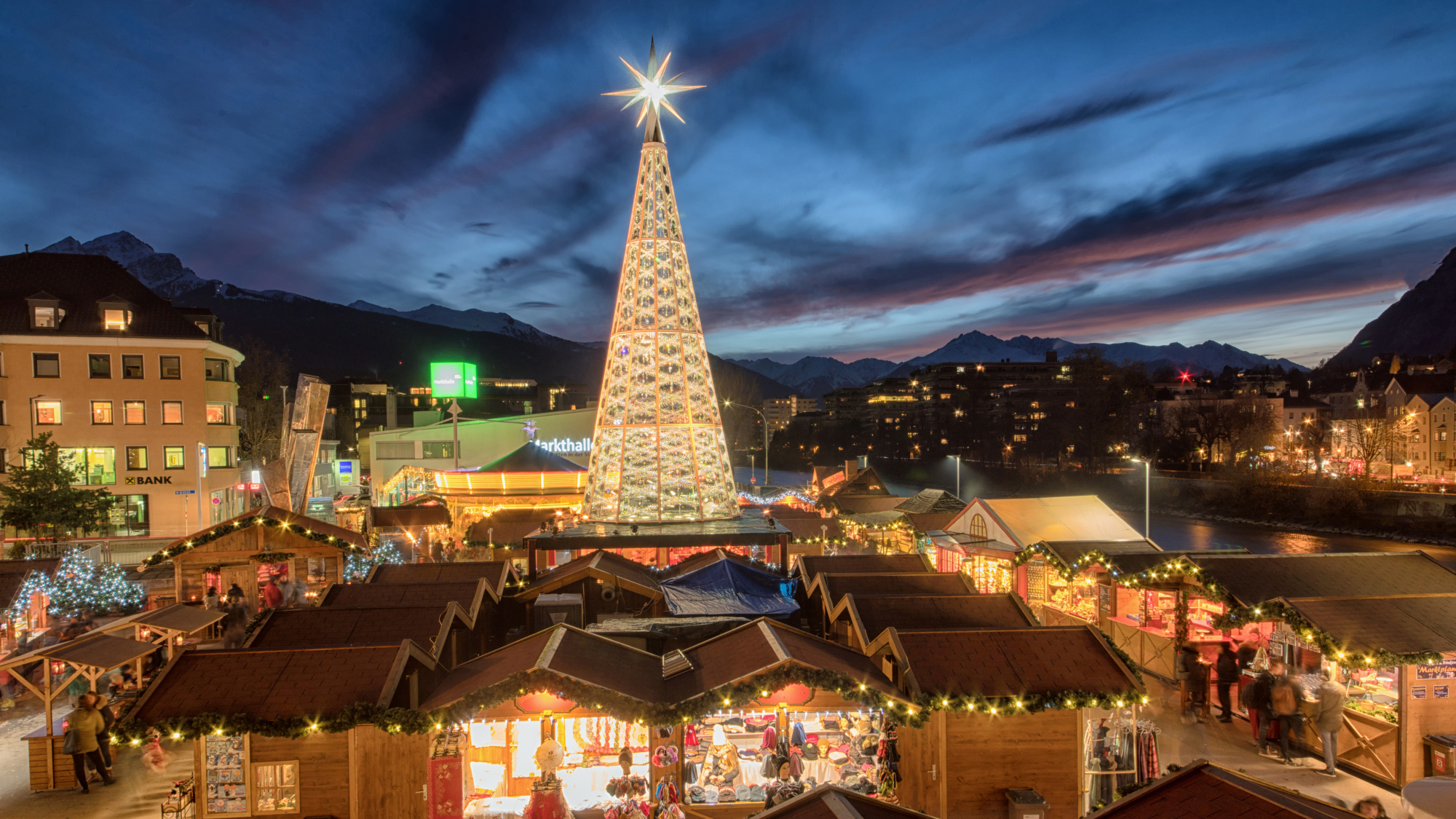 Christkindlmarkt Marktplatz in Innsbruck