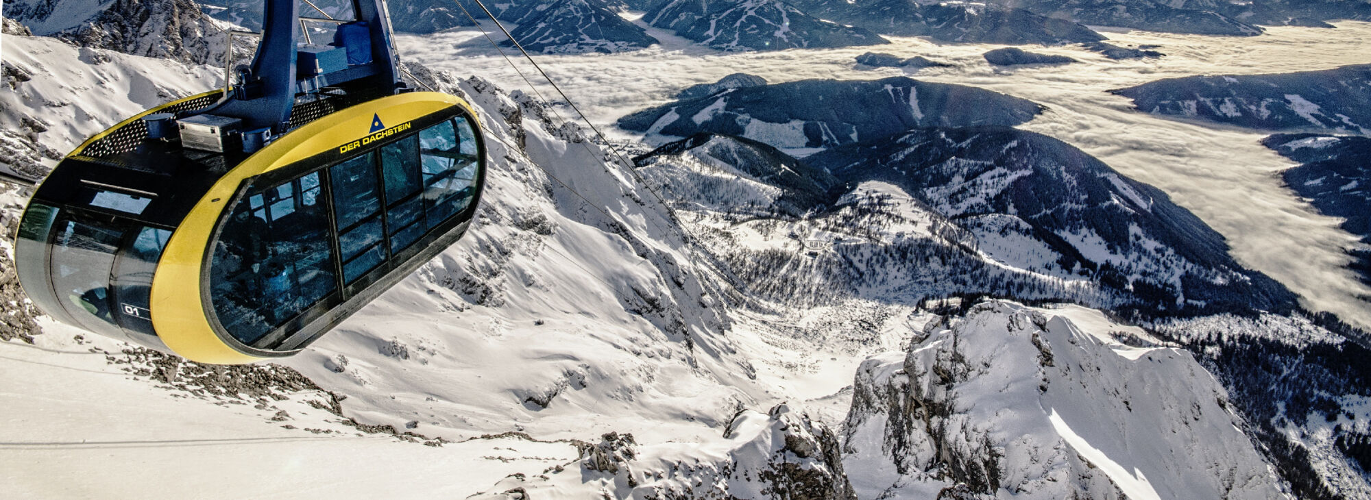 Blick auf die Panoramagondel am Dachsteingletscher
