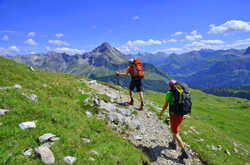 Schnelle Nummer In Den Bergen Beim Wandern Schnelle Nummer In Den Bergen Beim Wandern