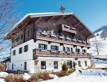 Ferienhaus 15-34 Pers.