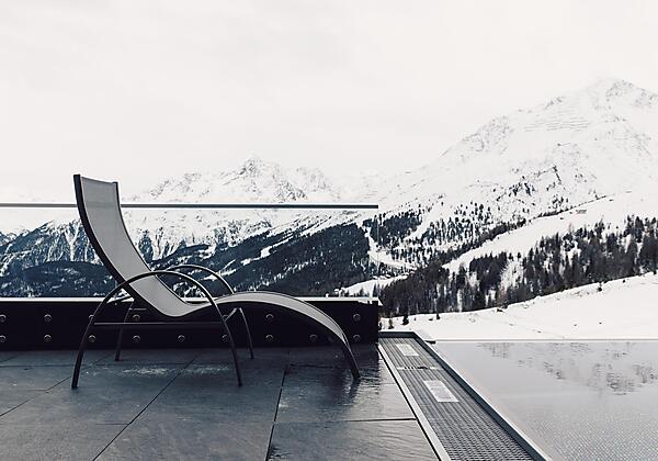 Infinitypool 4*S Hotel Schöne Aussicht