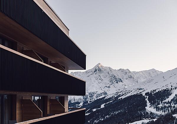 Ausblick 4*S Hotel Schöne Aussicht