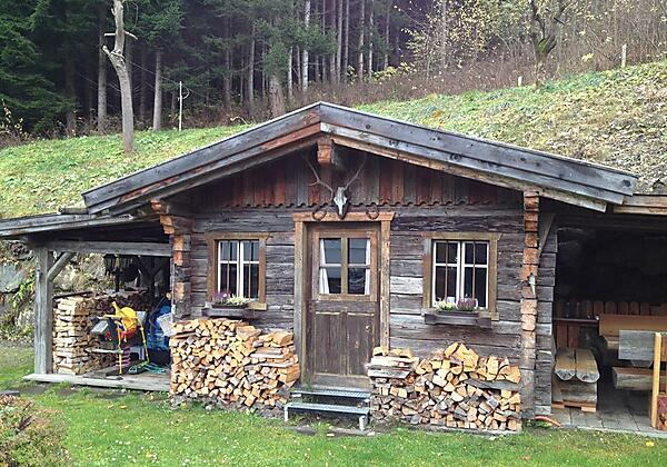 Hütte Grillplatz Sommer