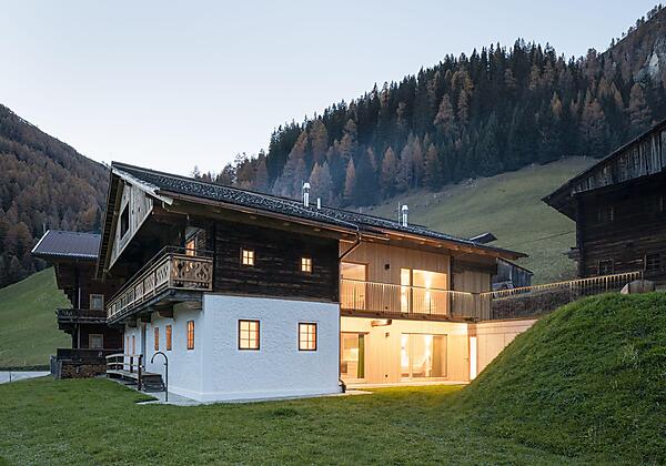 Giatla Hof Kalkstein Villgratental Außenansicht Ga