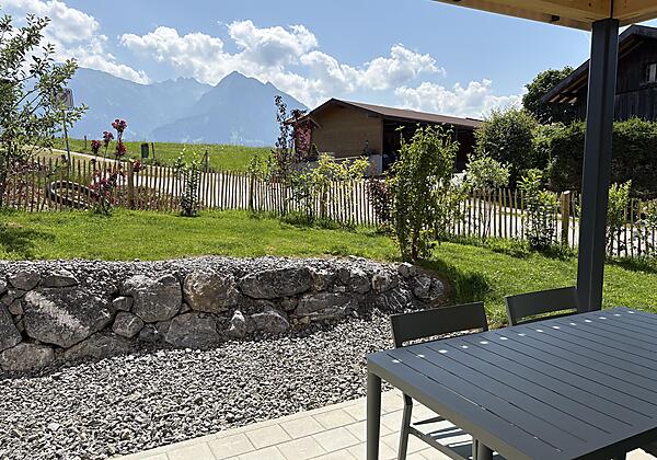 Salbei Ost-Terrasse mit direktem Bergblick
