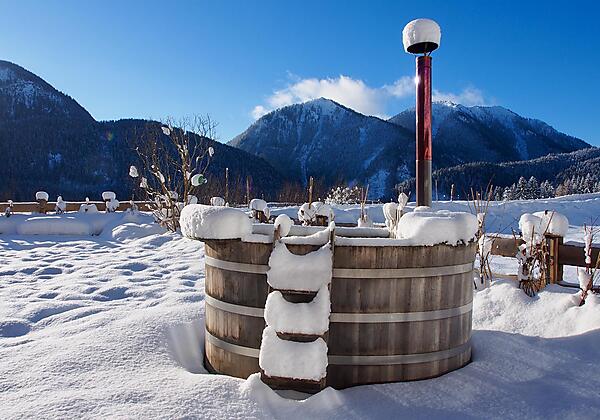 Almflair Chalet Thiersee - Hot Pot im Winter