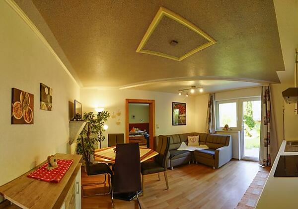 Wohnküche Wohnung Garten