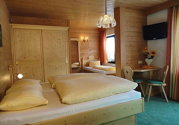 Familienzimmer im Alpenhof