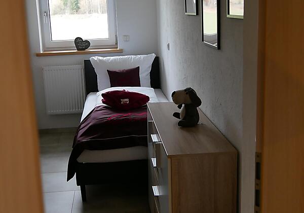 3. Schlafzimmer