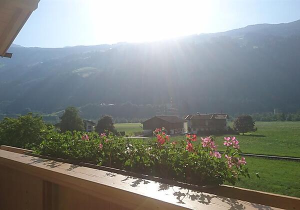 Haus Eberharter Sonnenaufgang Zillertal Arena