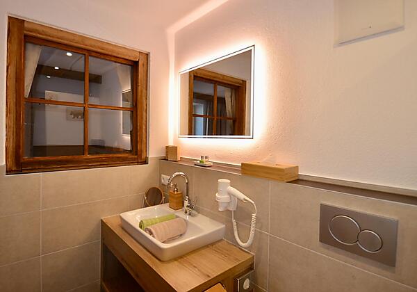 Badezimmer vom Dreibettzimmer