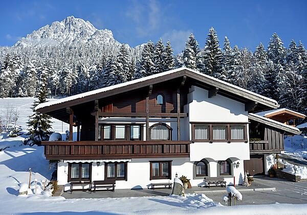 Appartement-Joechl-Ellmau-Foehenwald-73-Haus-Winte