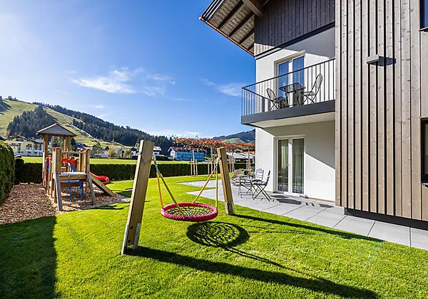 Garten_Spielplatz_Nestschaukel