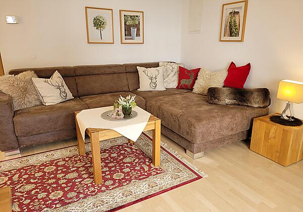 Extra großes Sofa im Wohn und Esszimmer