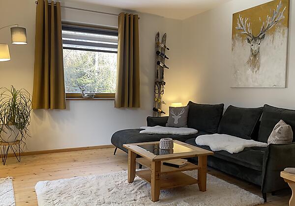 5F26A2E1-5113-4E16-BCFB-233727B67C2B