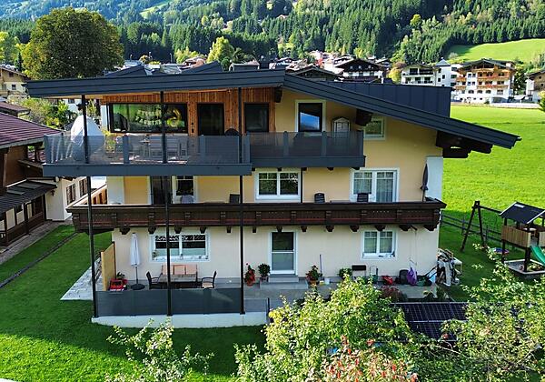 dji_fly_20250905_194654_194_1758984142016_photo_op