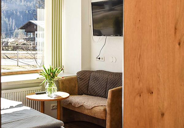 ZI_Schwarzer_Adler-3