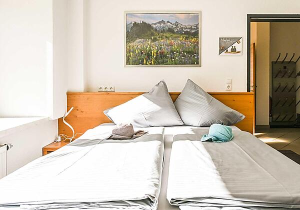 ZI_Schwarzer_Adler-5