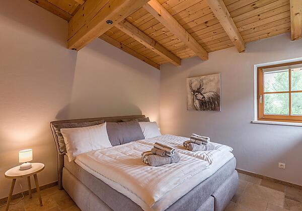 App. Zirbe Schlafzimmer