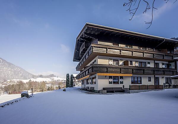 Pension Ticklhof am See in Thiersee Winter