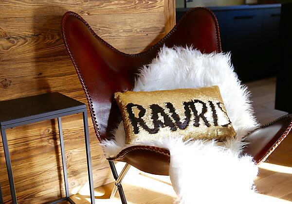 0894BF40-AB93-4E6A-894A-917716FAC241