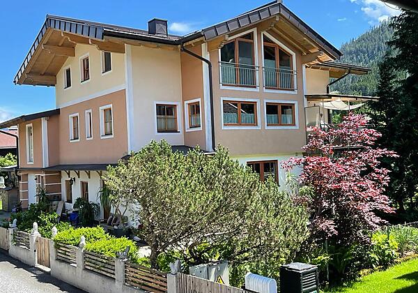 b63f73cb-cdc0-4510-af13-1eccac71352b