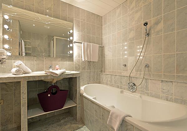 Appartement 103 - Badezimmer 1