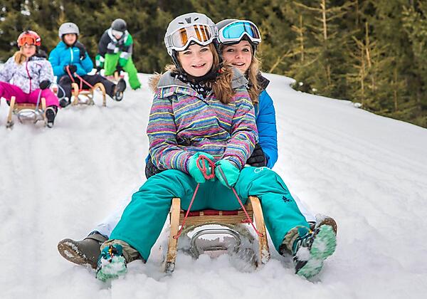 rodeln-kinder-katschberg-hotel-basekamp
