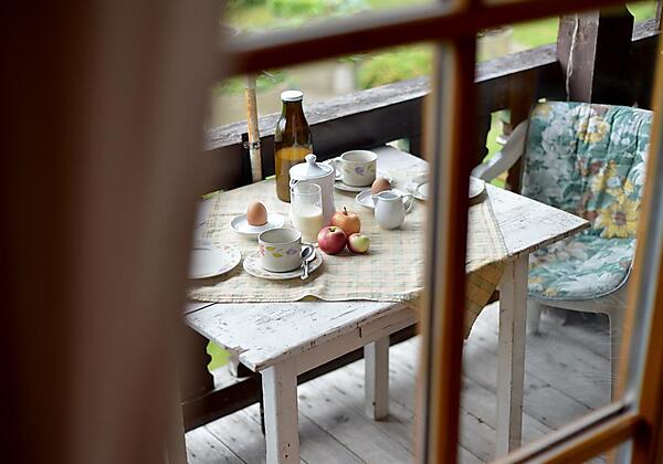 Frühstück auf dem Balkon mit herrlichem Ausblick