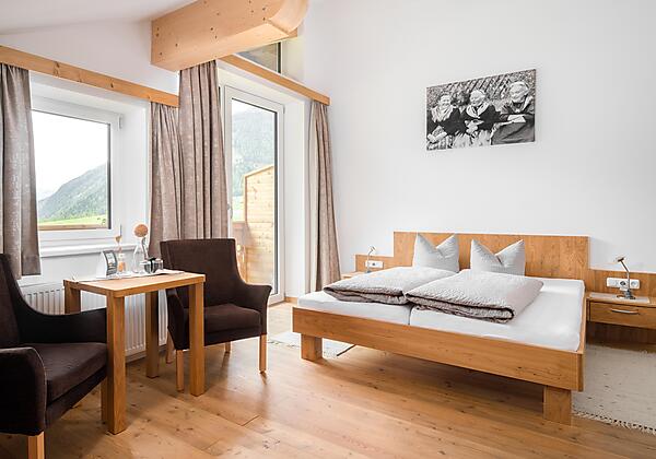 Böses Weibele Zimmerfoto