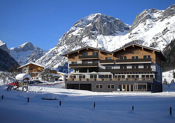Berghotel Lämmerhof Winter Visualisierung 2026