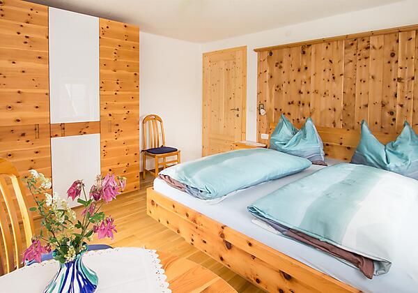 Schlafzimmer Zirbe