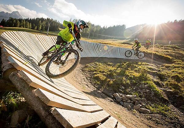 Bikepark_Brandnertal_-_First_Try_Guiding_(c)_Micha