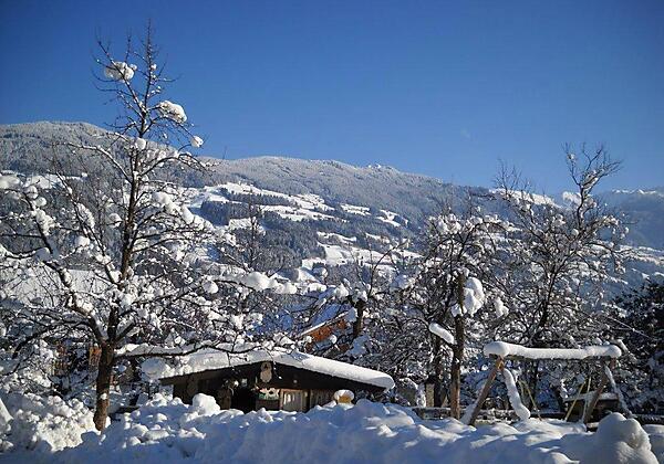 Brixnerhof Garten Winter
