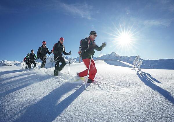Schneeschuhtour_Sonnenkopf_zum_Muttjoechle__(c)_Di
