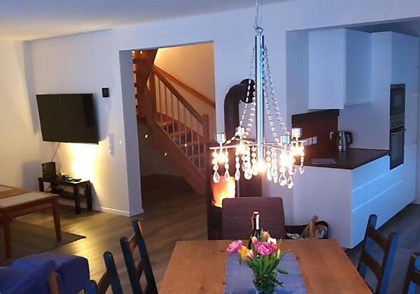 Wohnzimmer - Essbereich - Küche