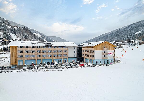 COOEE alpin Hotel Bad Kleinkirchheim - Winterblick